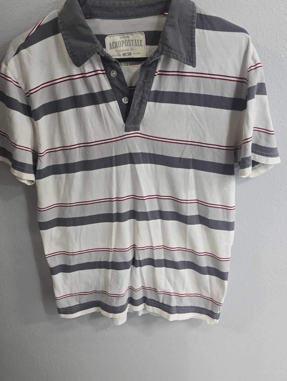 Aeropostale Men’s White Polo with Gray and Burgundy Stripes